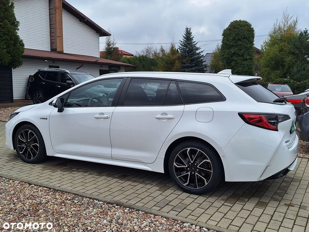 Toyota Corolla 2.0 Hybrid Touring Sports Business Edition - 20