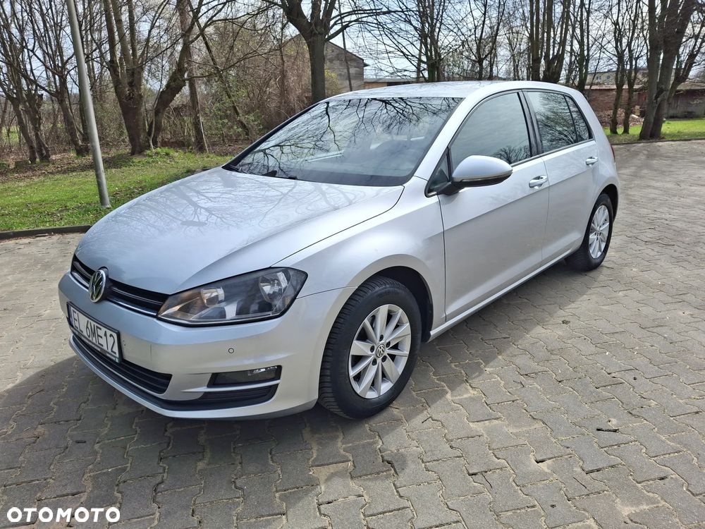 Volkswagen Golf 1.2 TSI BlueMotion Technology Comfortline - 2