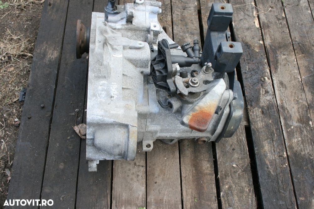 Cutie Viteze Seat Ibiza Vw Polo Audi A1 1.6 Tdi Euro 5 CAY 5+1 Viteze - 3