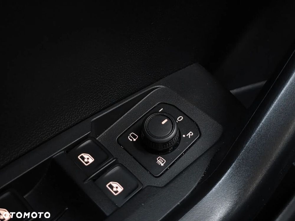 Volkswagen T-Cross 1.0 TSI Life - 30