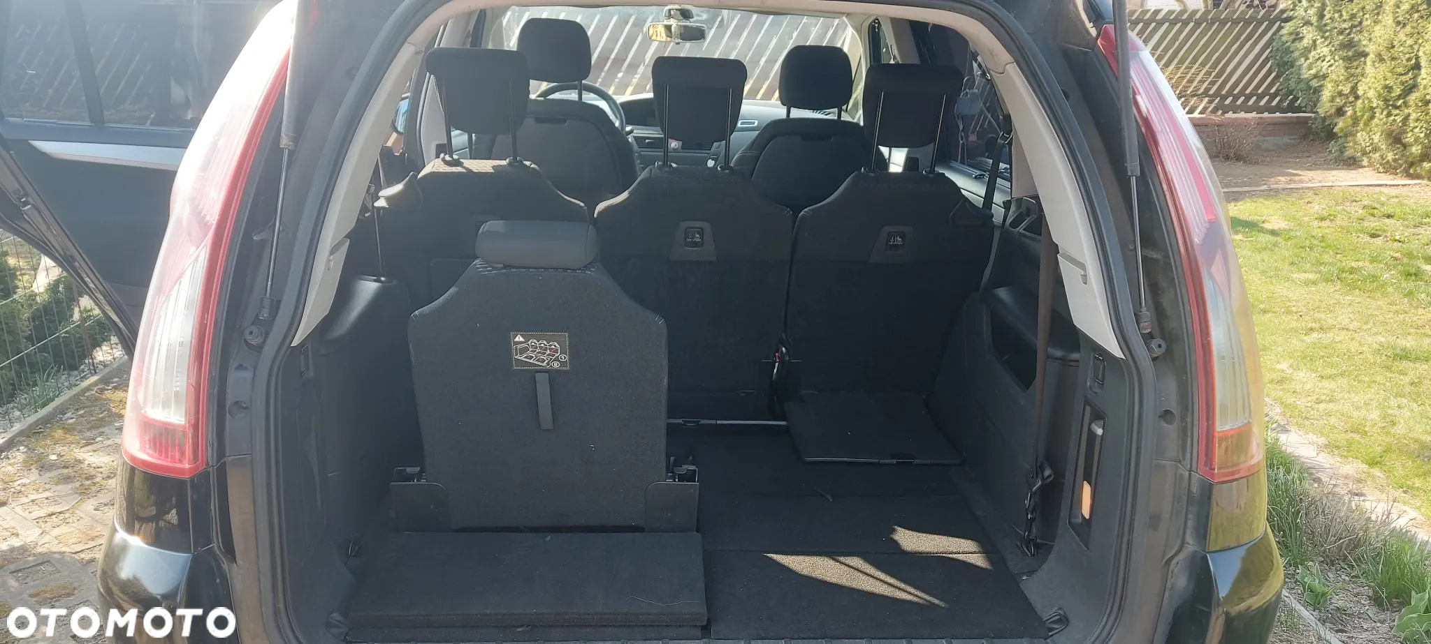 Citroën C4 Grand Picasso 1.6 HDi FAP Exclusive - 6