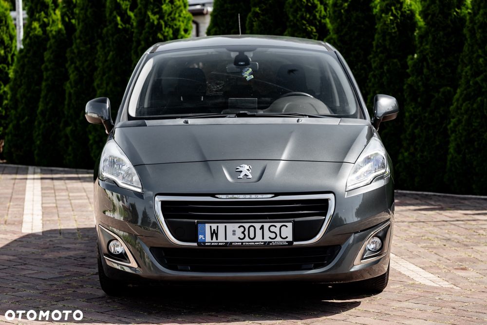 Peugeot 5008 e-HDI FAP 115 EGS6 Stop&Start Active - 4