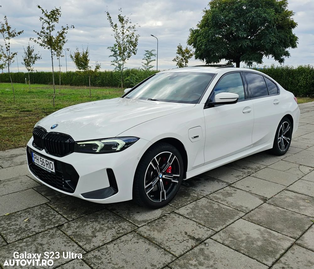 BMW Seria 3 330e xDrive AT PHEV - 26