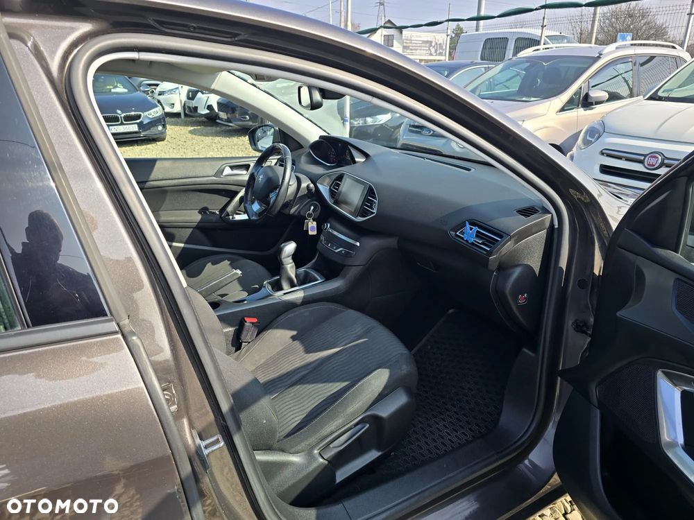 Peugeot 308 1.2 PureTech Active S&S - 14