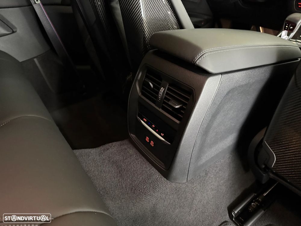 BMW M4 Competition Pack 50 anos M - 26