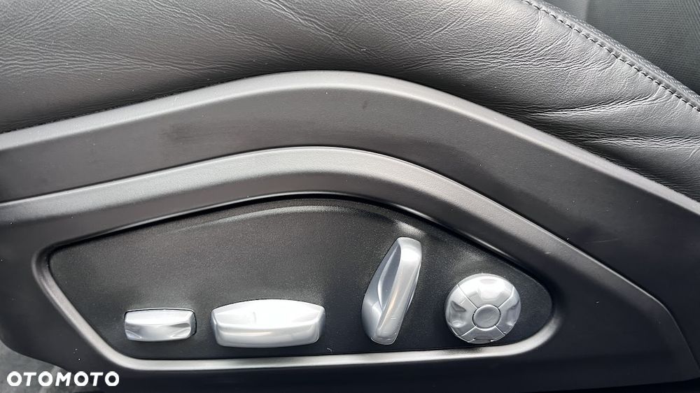 Porsche Panamera S E-Hybrid - 14