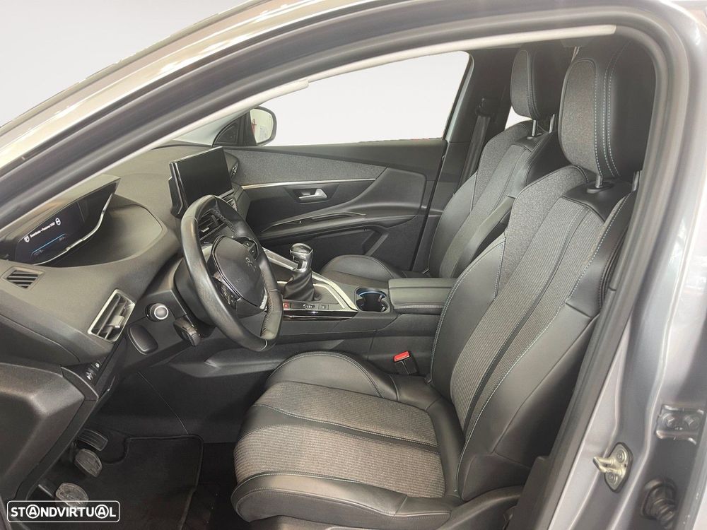Peugeot 3008 1.5 BlueHDi Allure - 9