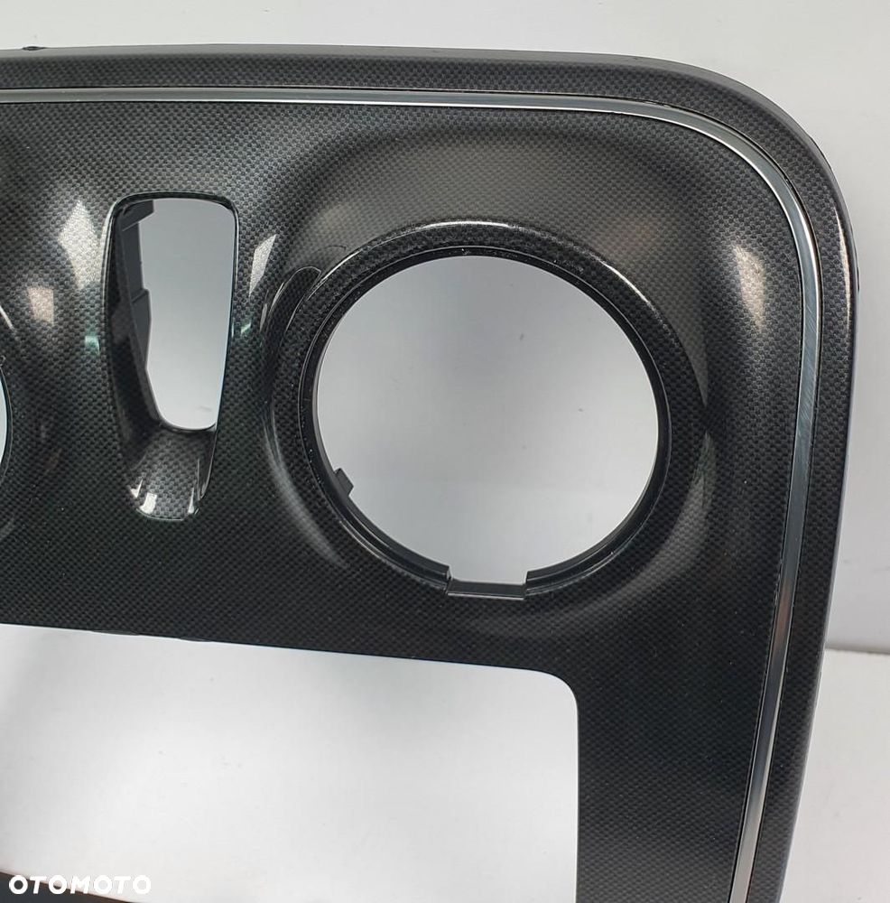 RAMKA OSŁONA DEKOR PRZYCISKÓW RADIA NAWIEWU DACIA SANDERO II 682607123R - 2