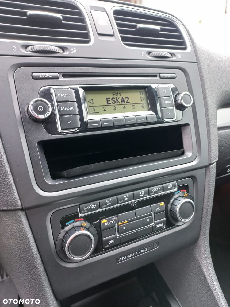 Volkswagen Golf 2.0 TDI Comfortline - 8