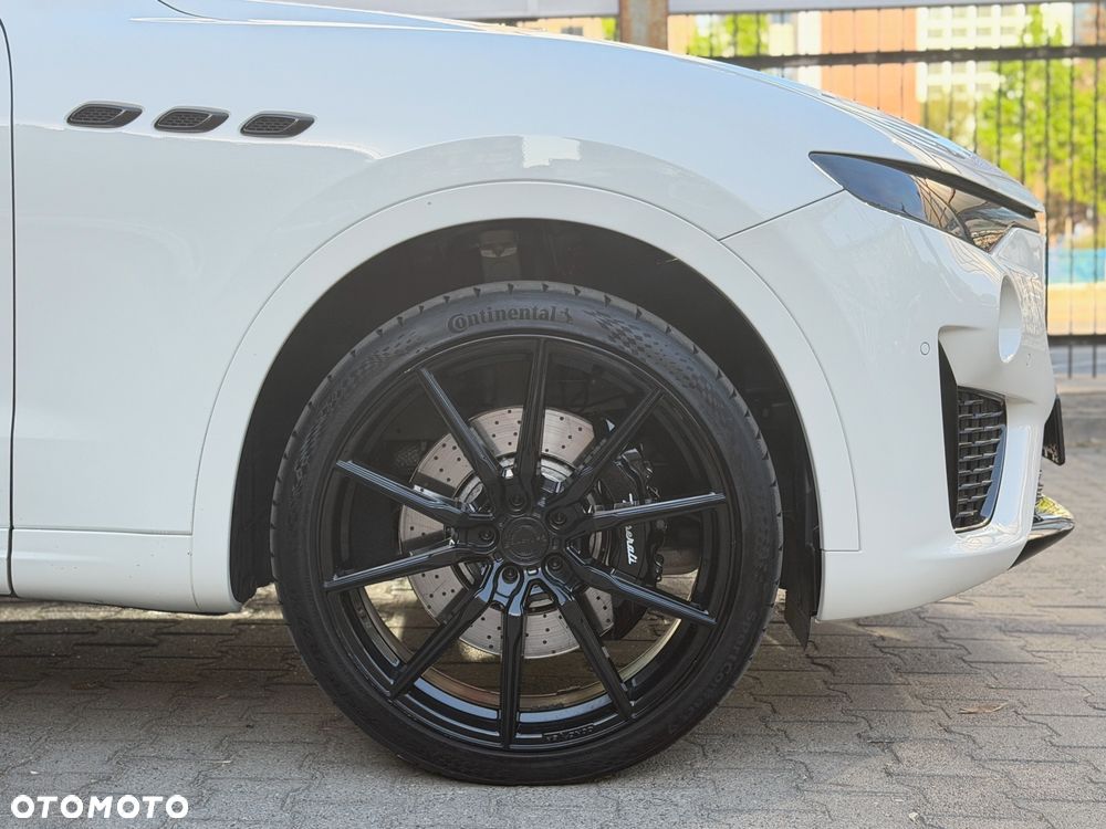 Maserati Levante Modena - 37