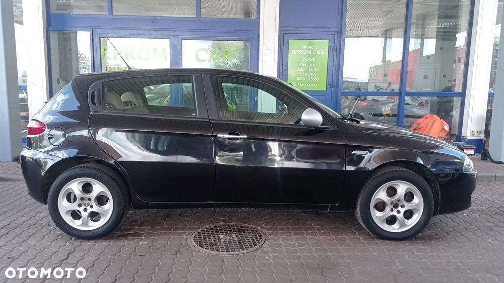 Alfa Romeo 147 1.6 Twin Spark ECO Eleganza - 8