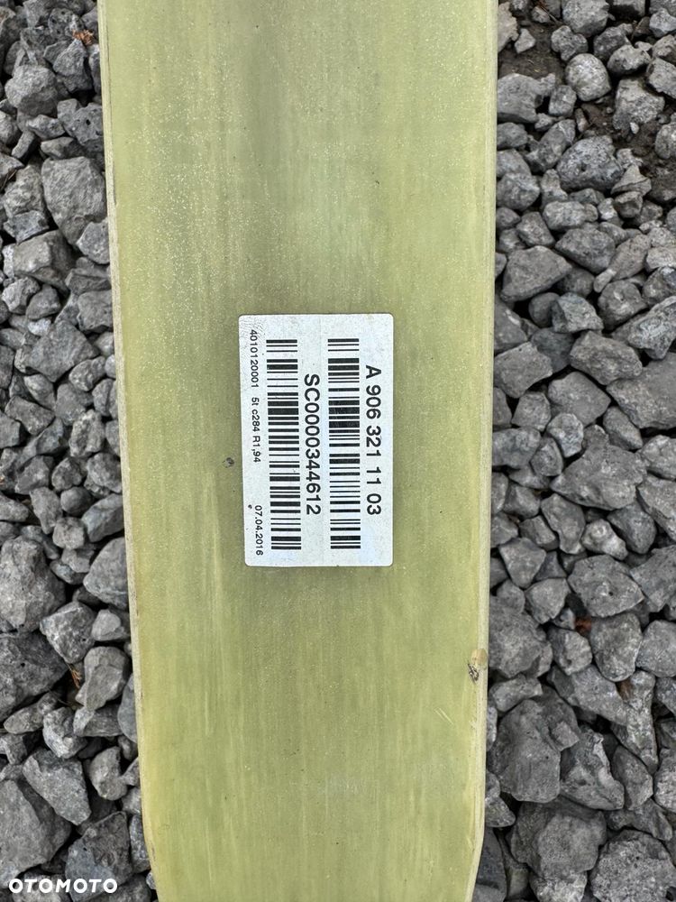 Resor przedni plastikowy Sprinter 906 - 1