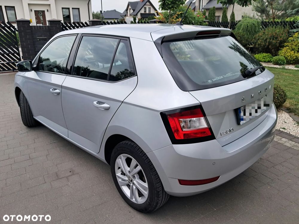 Skoda Fabia 1.0 TSI Ambition - 4
