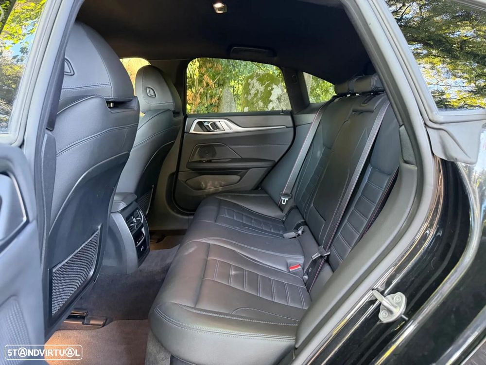 BMW i4 eDrive40 Desportiva M - 46
