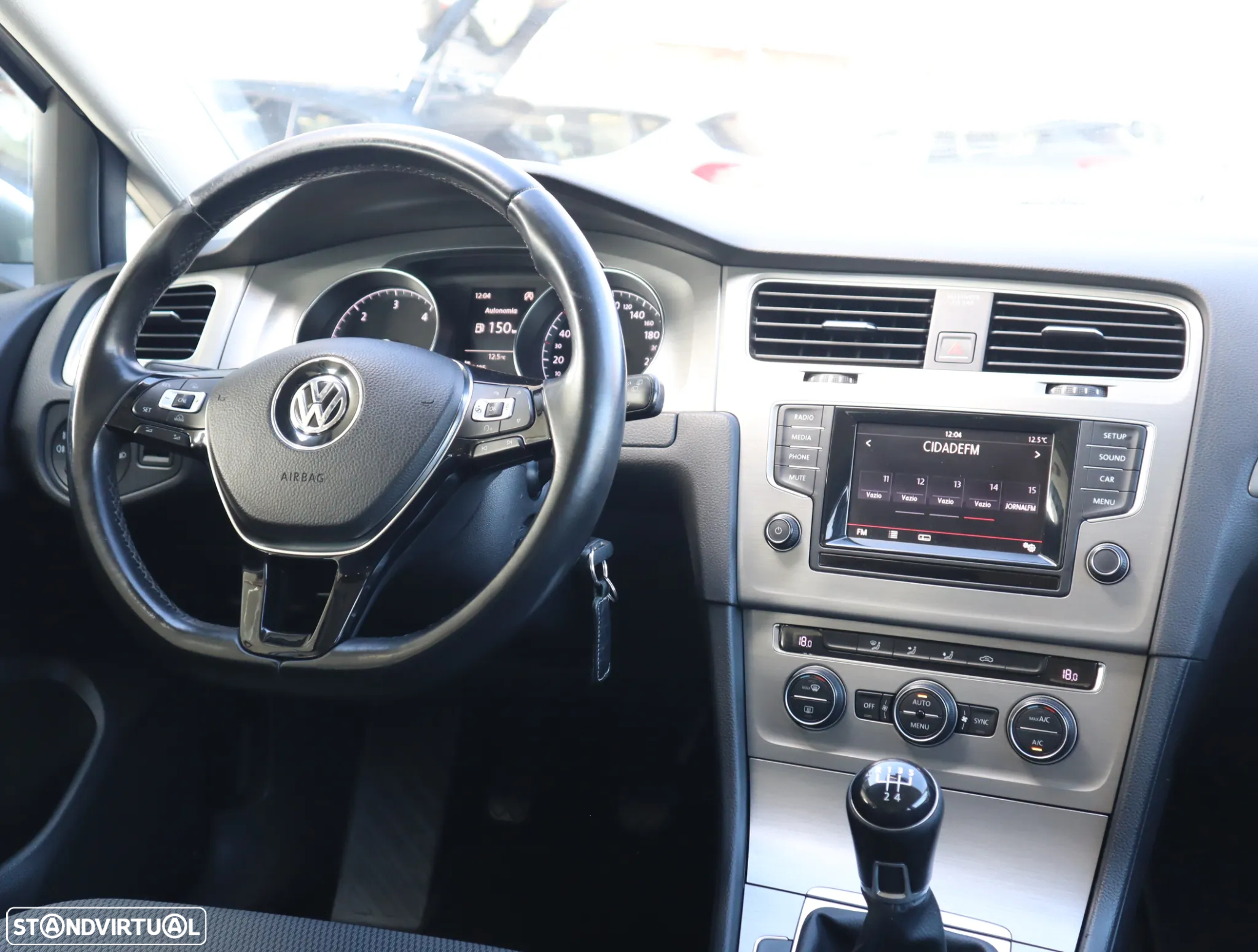VW Golf 1.6 TDi Confortline - 29