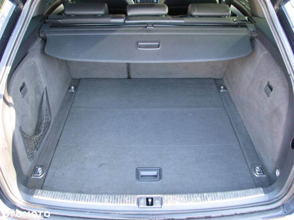 Audi A4 Avant 2.0 TDI DPF - 11