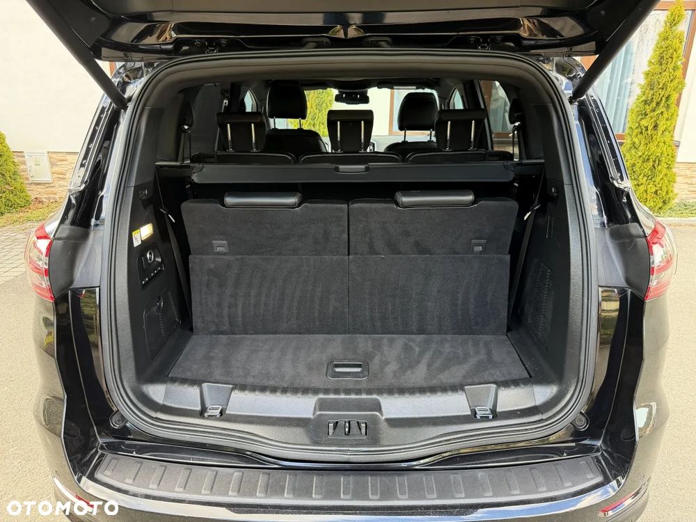 Ford S-Max 2.0 EcoBlue ST-LINE - 23