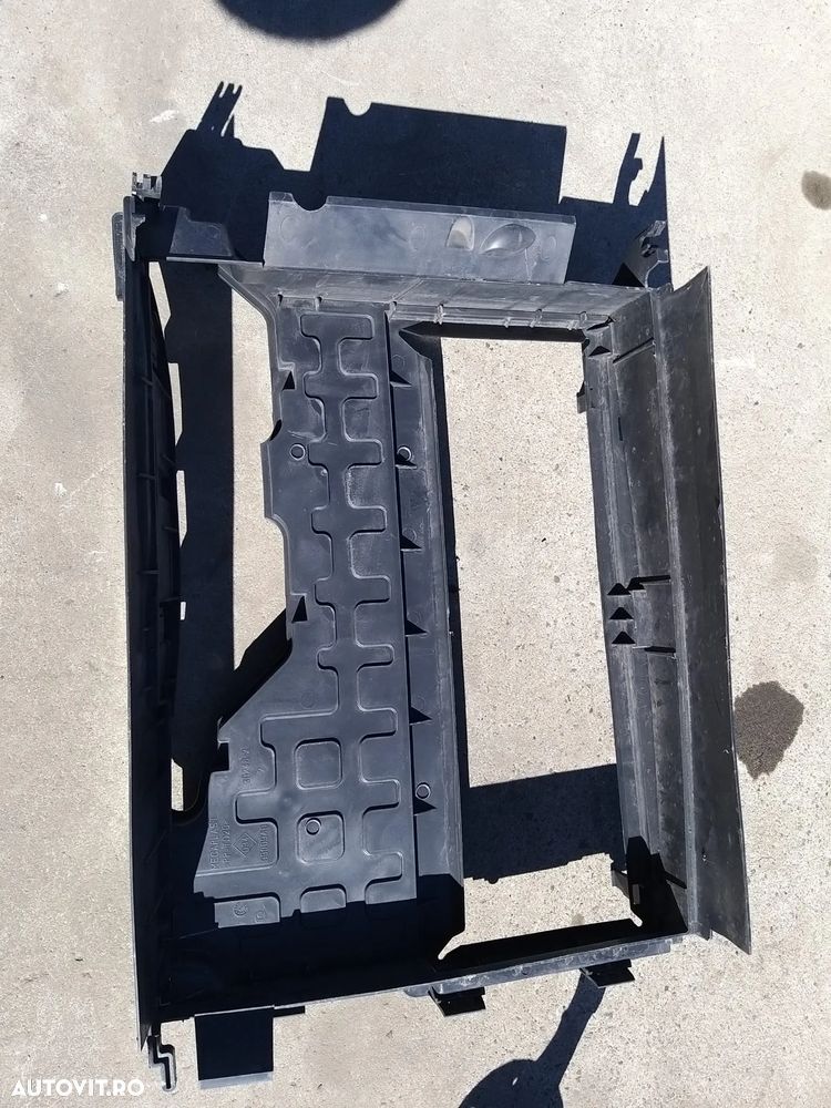 Deflector aer 0.9 tce renault captur 1 215592894r - 2