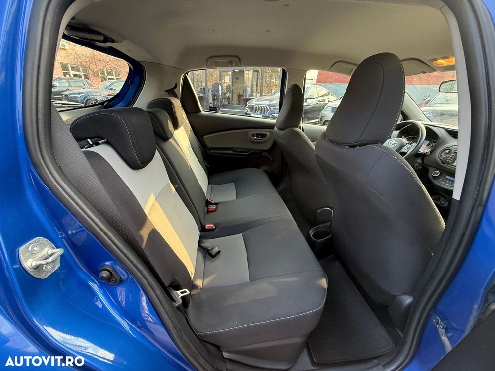Toyota Yaris - 22