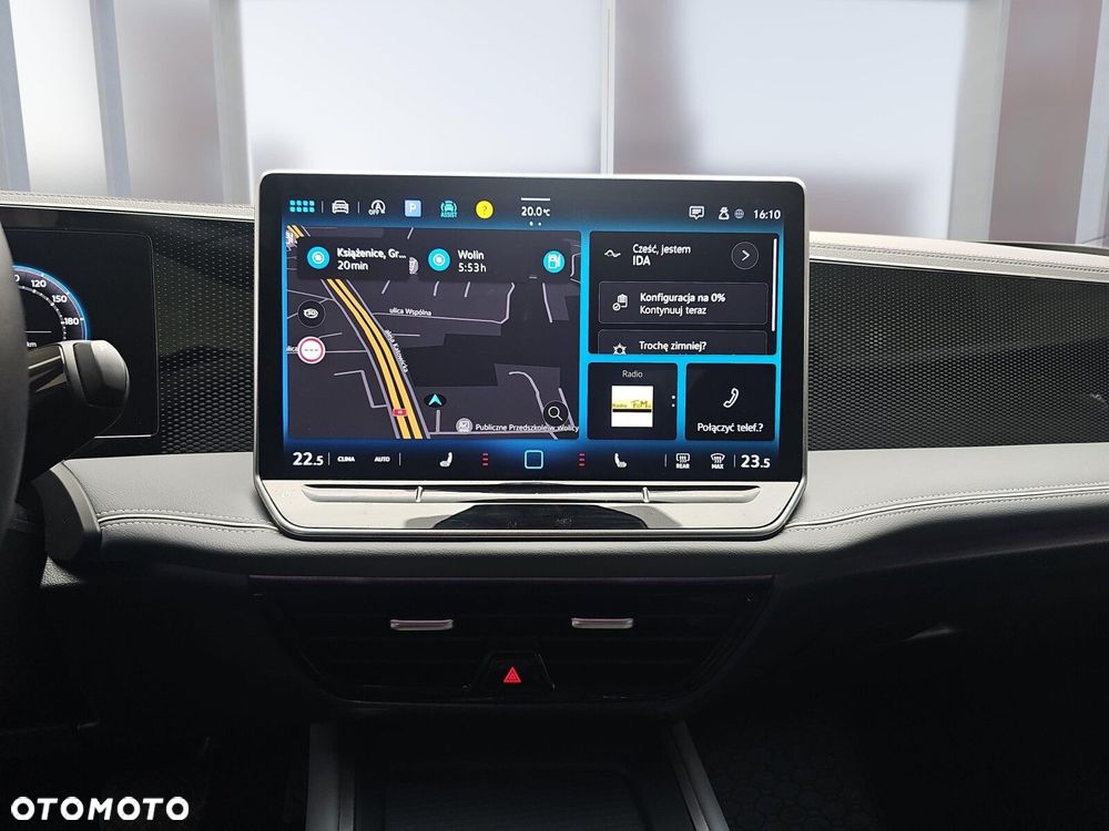 Volkswagen Passat - 17