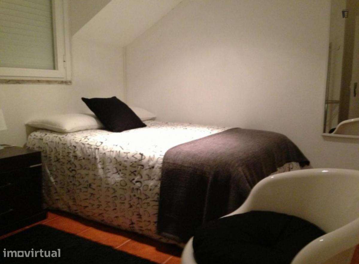 Apartamento com 3 quartos - localizado em Campolide Lisbon - Grande imagem: 5/10