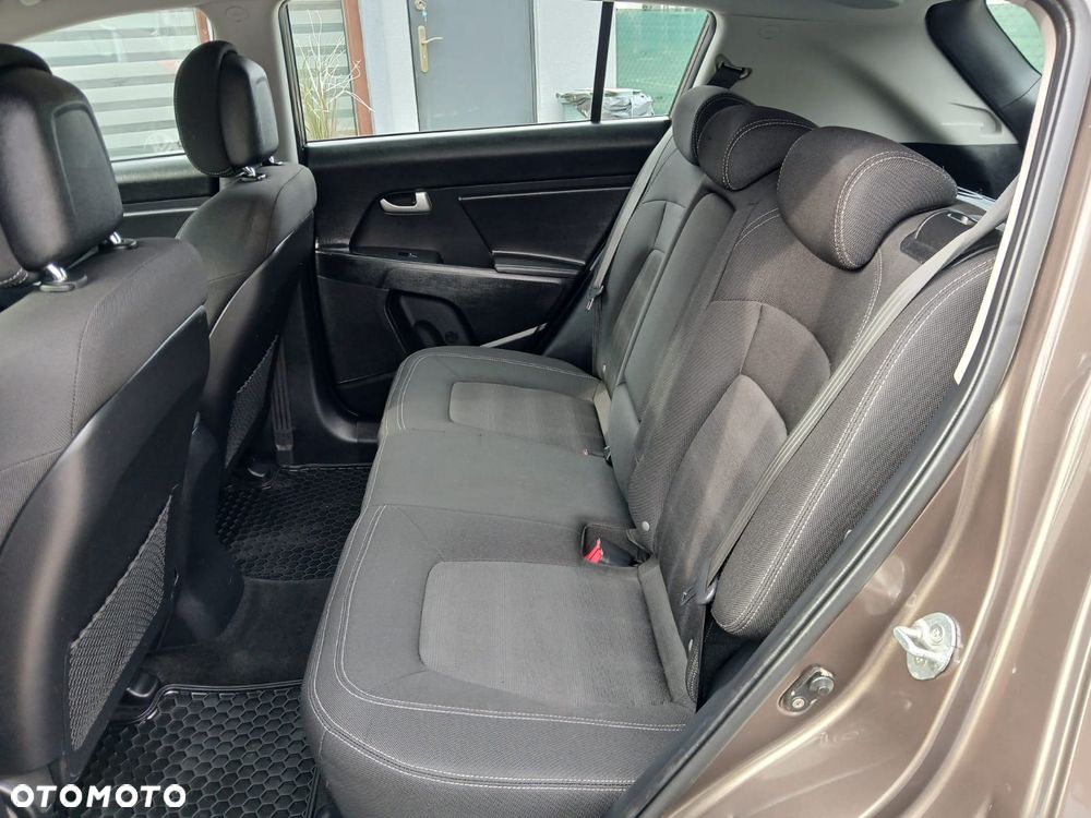 Kia Sportage - 16