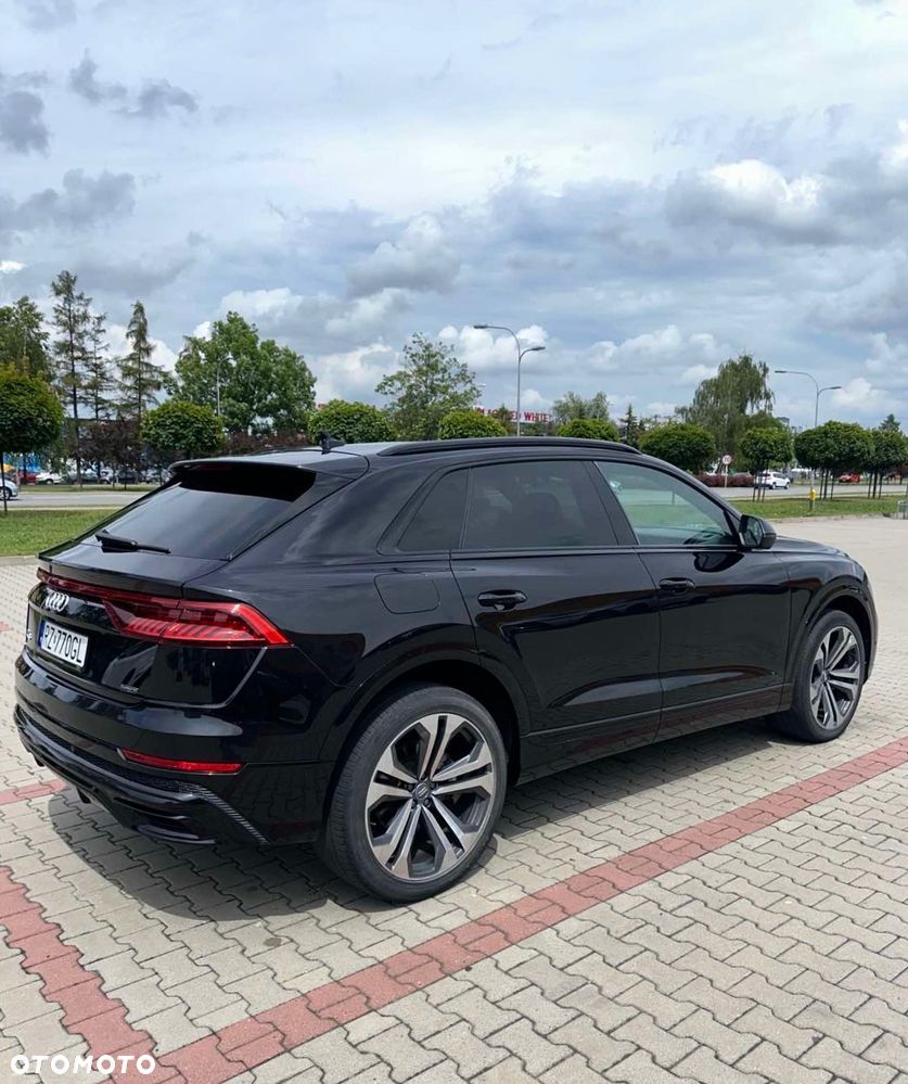 Audi Q8 55 TFSI mHEV Quattro Tiptronic - 4