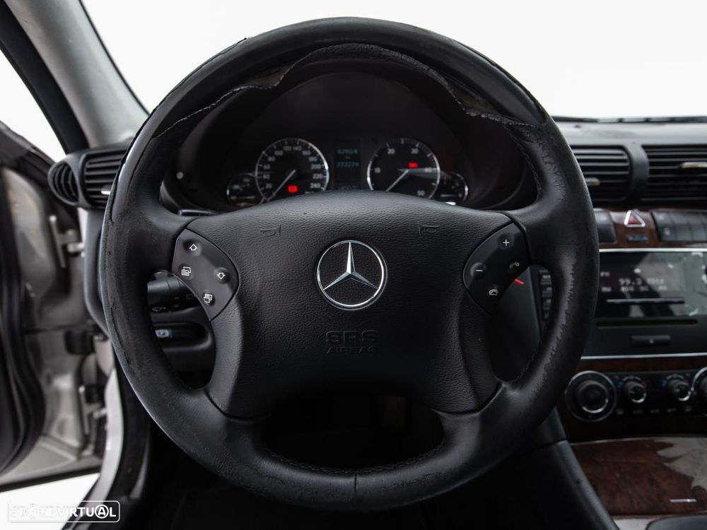 Mercedes-Benz C 220 - 13