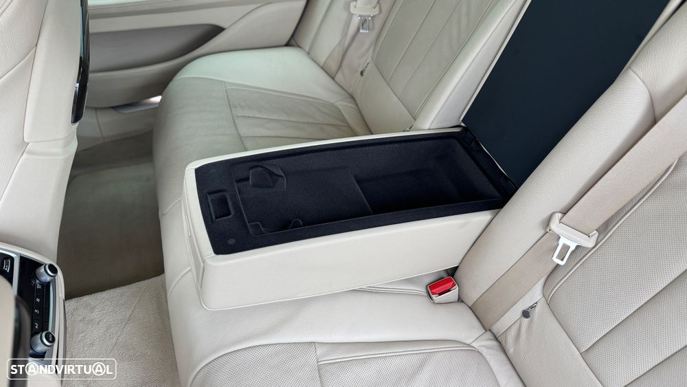 BMW 740 e iPerformance - 41