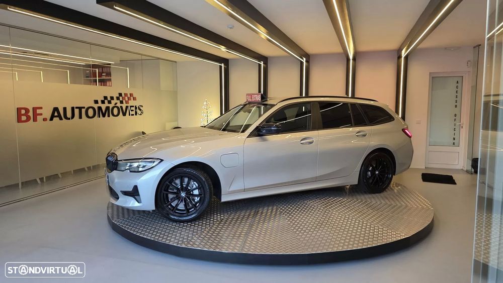 BMW 330 e Touring Corporate Edition Auto - 2