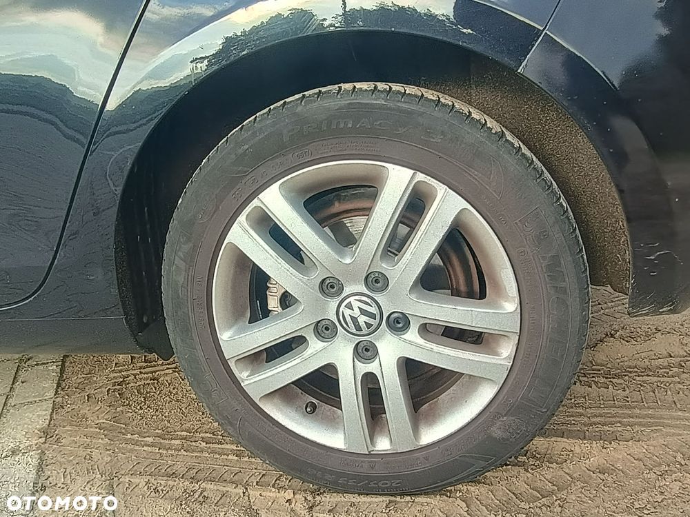 Volkswagen Golf 2.0 TDI Highline - 10