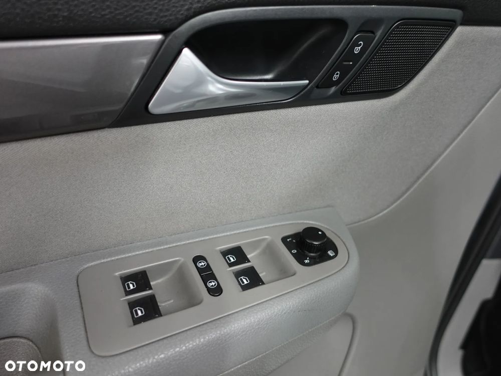 Seat Alhambra 2.0 TDI Ecomotive Reference - 18