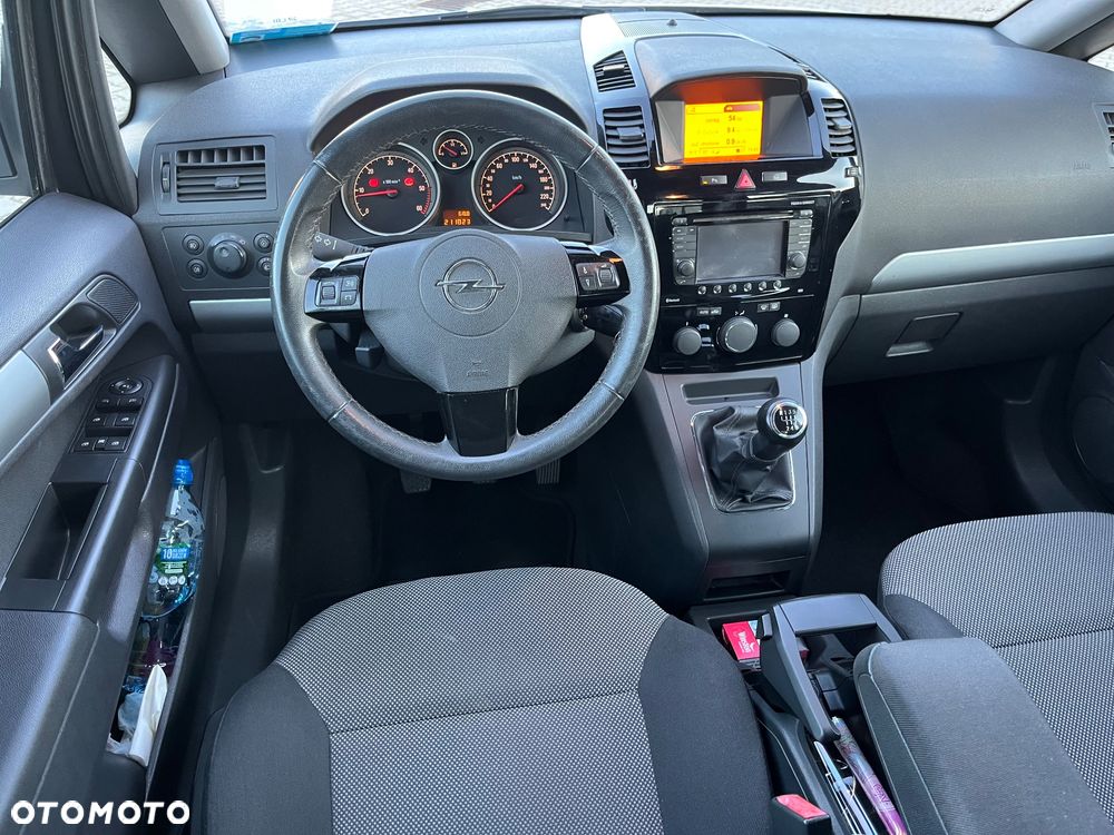 Opel Zafira 1.7 CDTI Cosmo EU5 - 9
