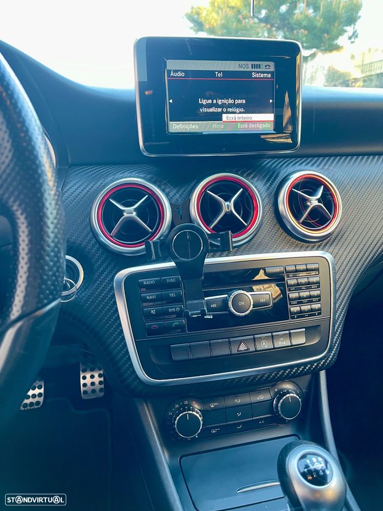 Mercedes-Benz A 160 d AMG Line - 8