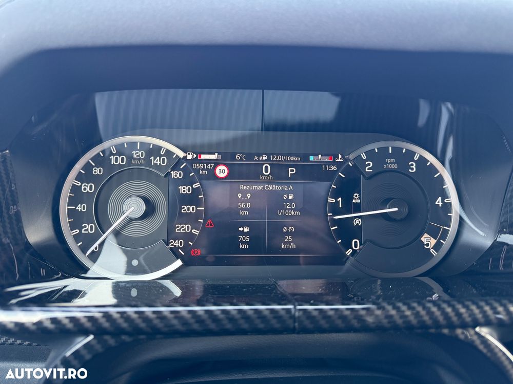 Land Rover Defender 110 3.0D 250 MHEV Hard Top X-Dynamic SE - 24