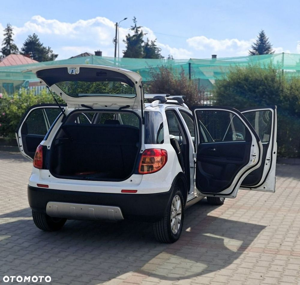 Fiat Sedici - 12