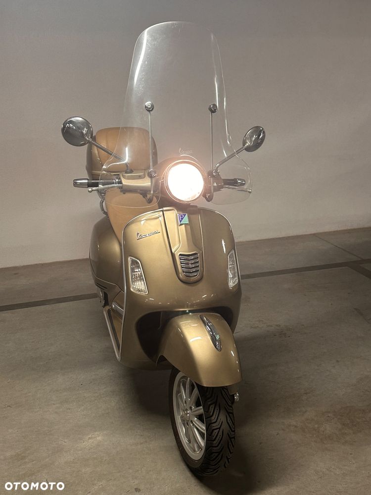 Vespa GTS - 2