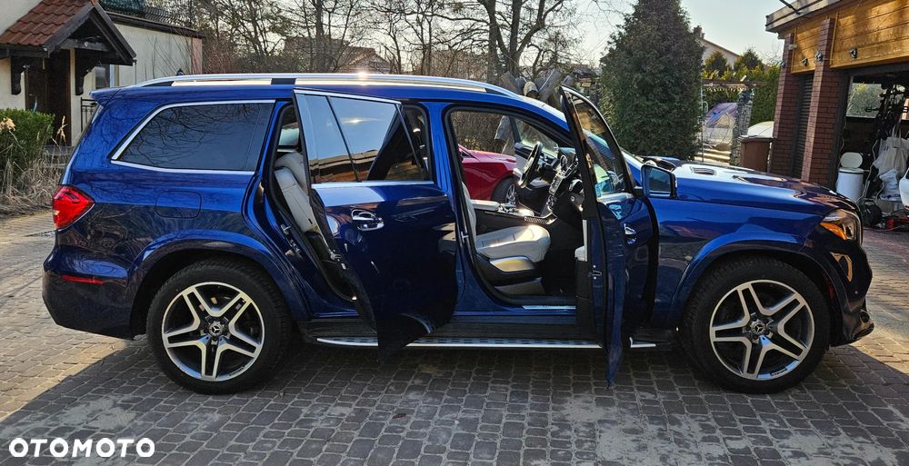 Mercedes-Benz GLS - 14