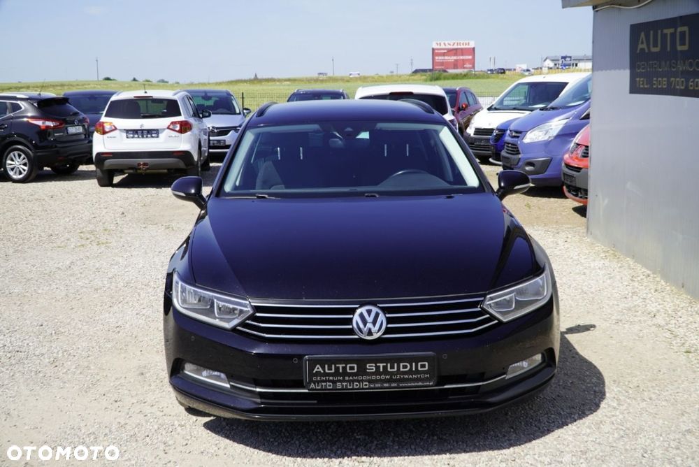 Volkswagen Passat - 29