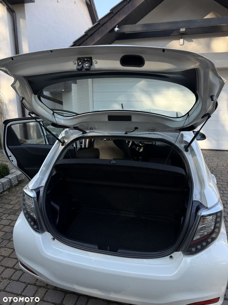 Toyota Yaris - 13