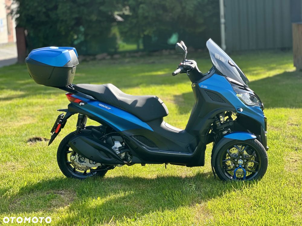Piaggio MP-3 - 22