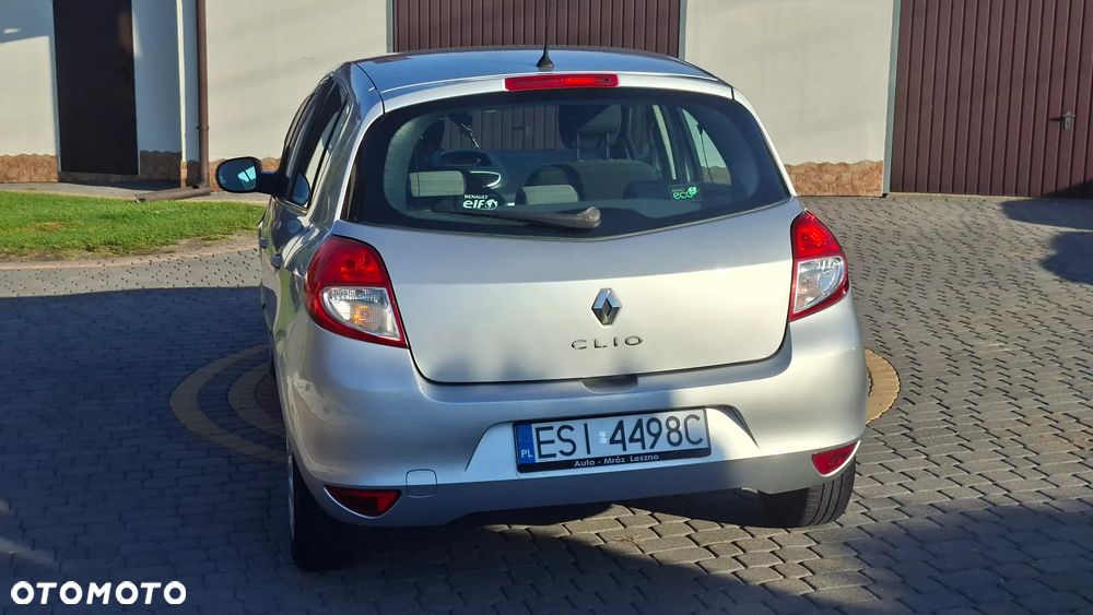 Renault Clio - 5