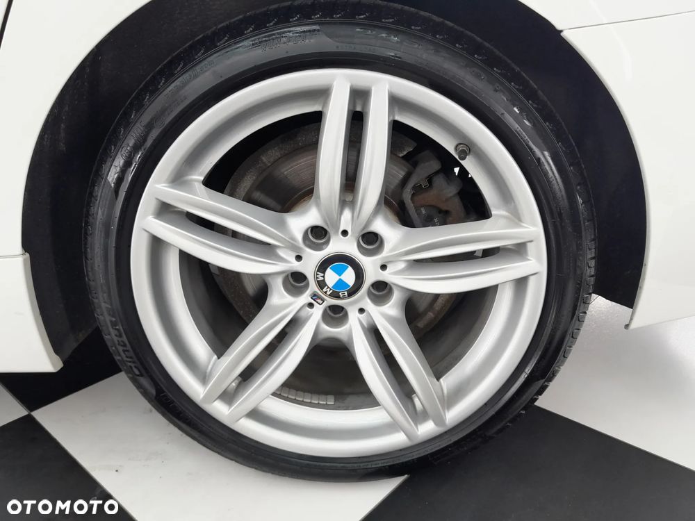 BMW Seria 5 525d Touring Sport-Aut Luxury Line - 8