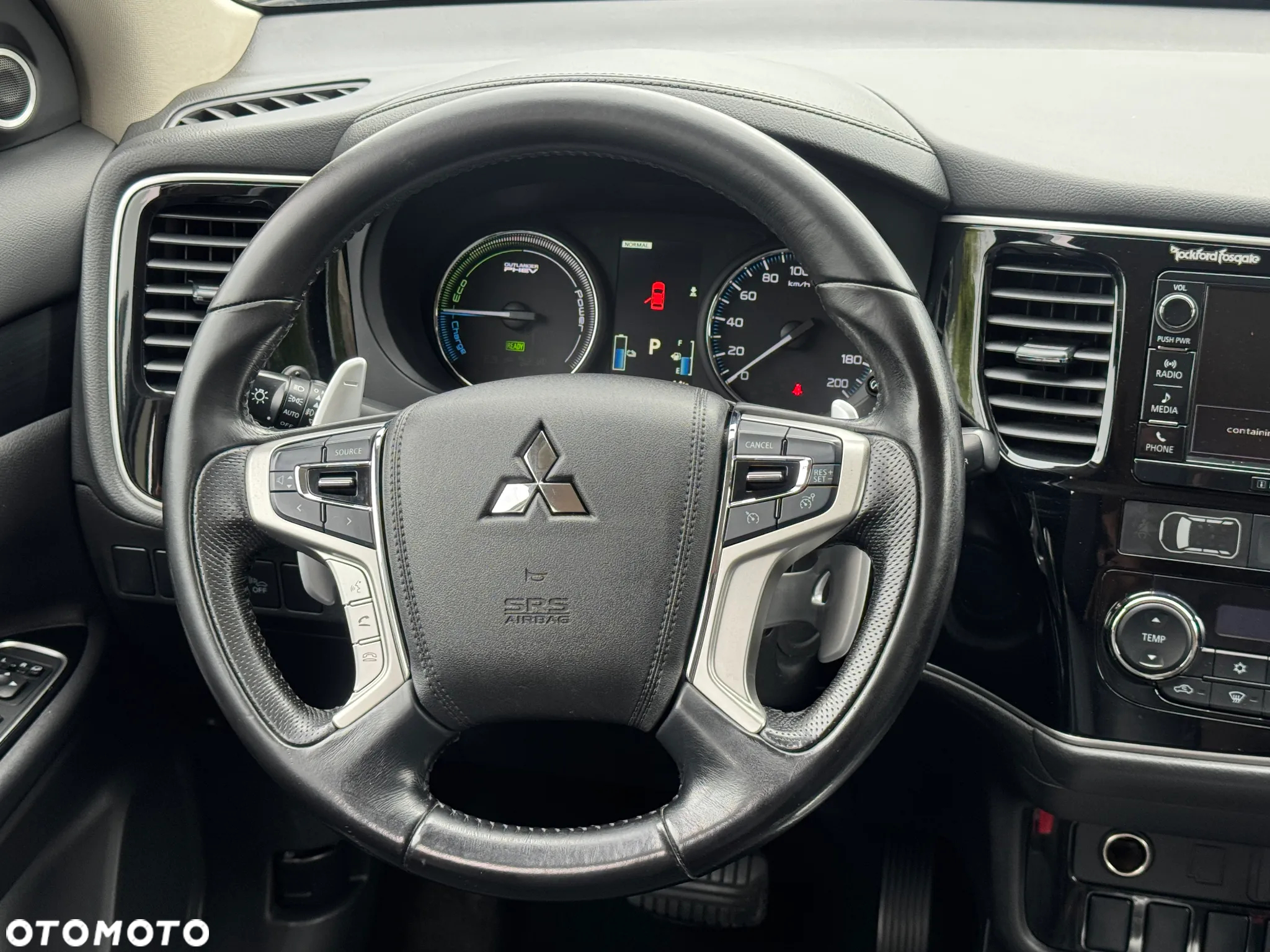 Mitsubishi Outlander PHEV Instyle NAVI + - 14