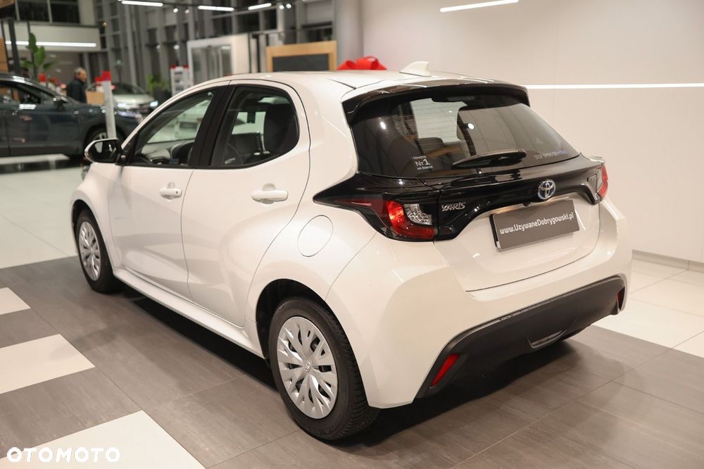 Toyota Yaris - 5
