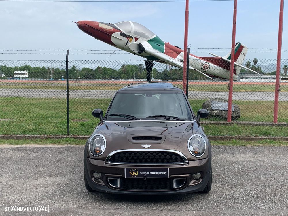MINI 3 Portas Cooper S - 2