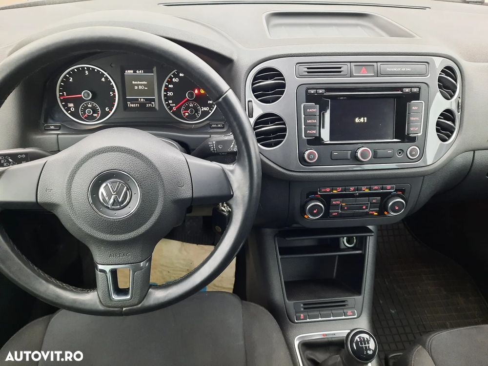 Volkswagen Tiguan 2.0 TDI DPF 4Motion Track & Avenue - 4