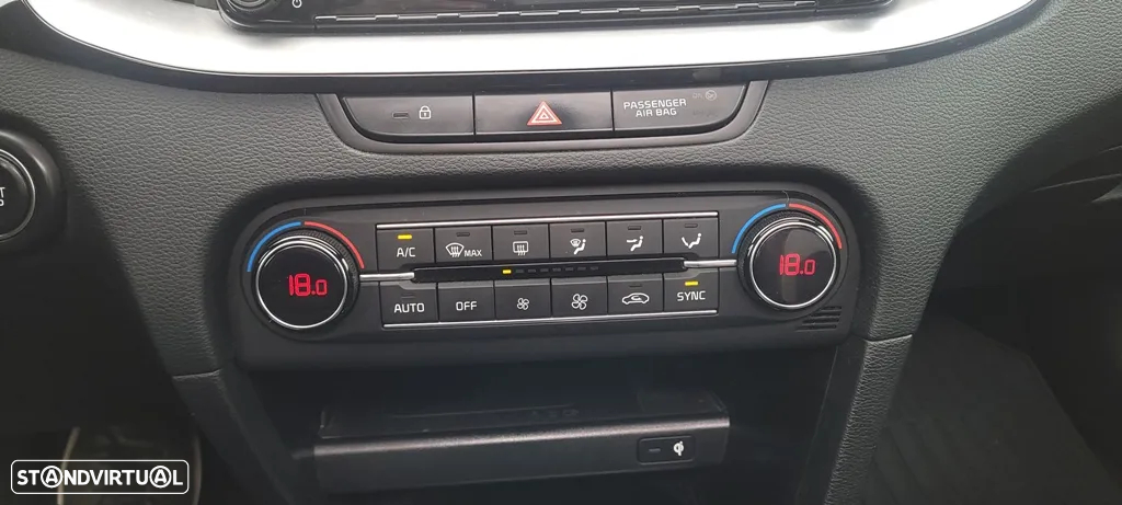 Kia ProCeed 1.6 CRDi SCR GT LINE - 40