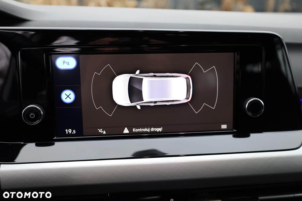 Volkswagen Golf 2.0 TDI Life - 25