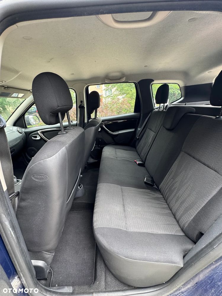 Dacia Duster 1.6 - 9